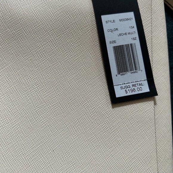 Marc by Marc Jacobs - Picture 6 of 6